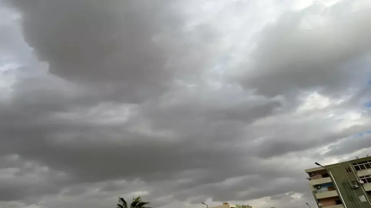 الأرصاد تحذر من سقوط أمطار خفيفة على مناطق محددة في البلاد